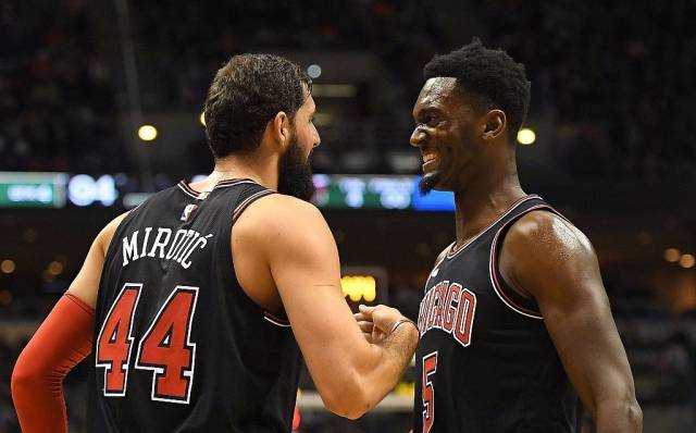 阿劳霍启程赴特拉维夫休整，弗里克称属私人事务（阿劳霍启程前往特拉维夫调整状态，弗里克：纯属个人事务）