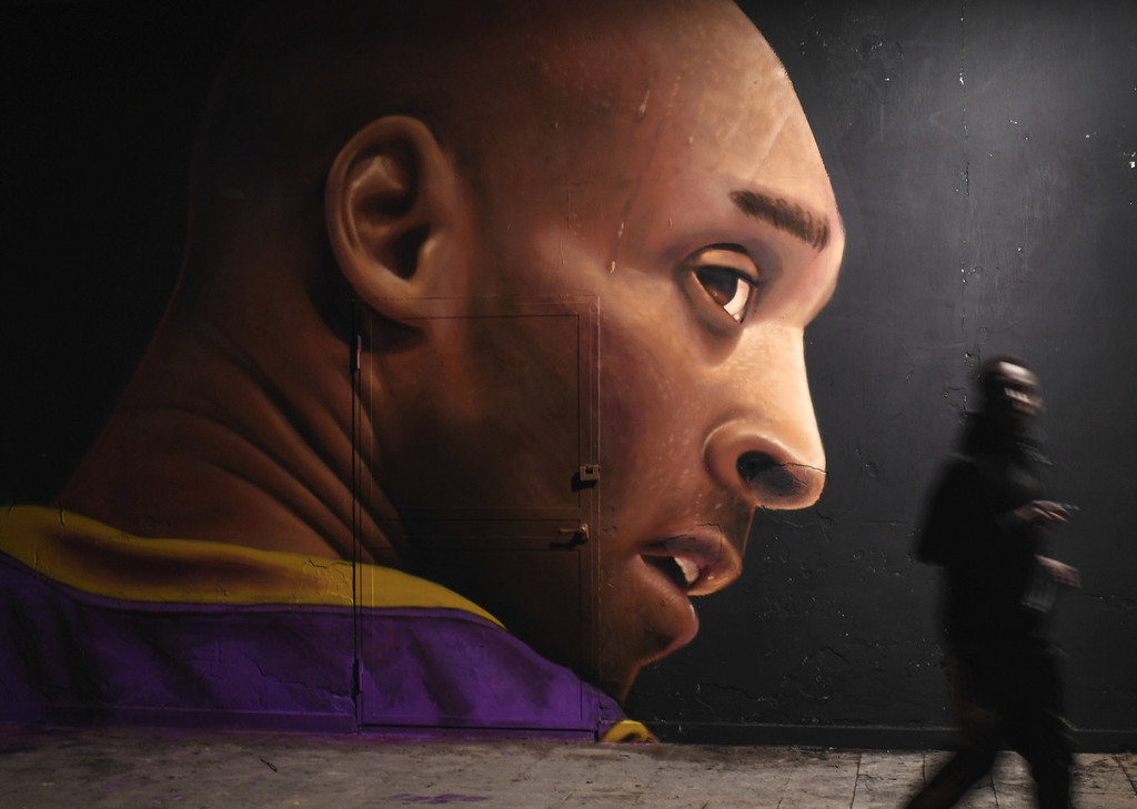 名宿：在我看来莱奥是边锋不是前锋；他配得上米兰10号球衣（名宿：莱奥是边锋而非前锋，配得上米兰10号）