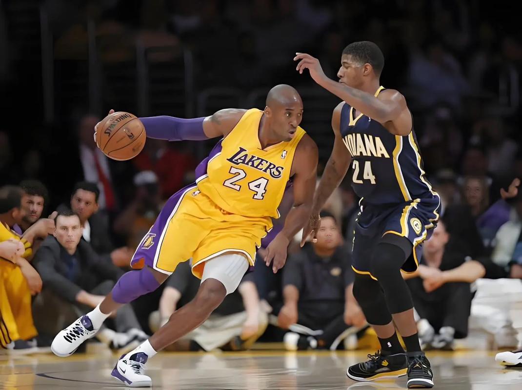 曼联vs伯恩茅斯：B费、芒特首发，马奎尔、卢克-肖出战（曼联战伯恩茅斯：布鲁诺-费尔南德斯与芒特先发，马奎尔、卢克-肖登场）