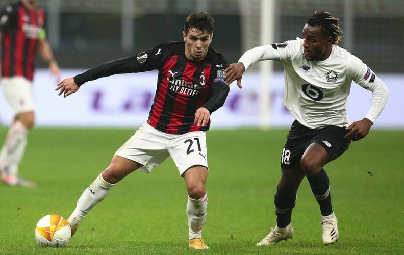 记者：与安哥拉一役，梅西、劳塔罗与阿尔马达或将搭档锋线（记者：对阵安哥拉，梅西、劳塔罗与阿尔马达有望联袂出击锋线）