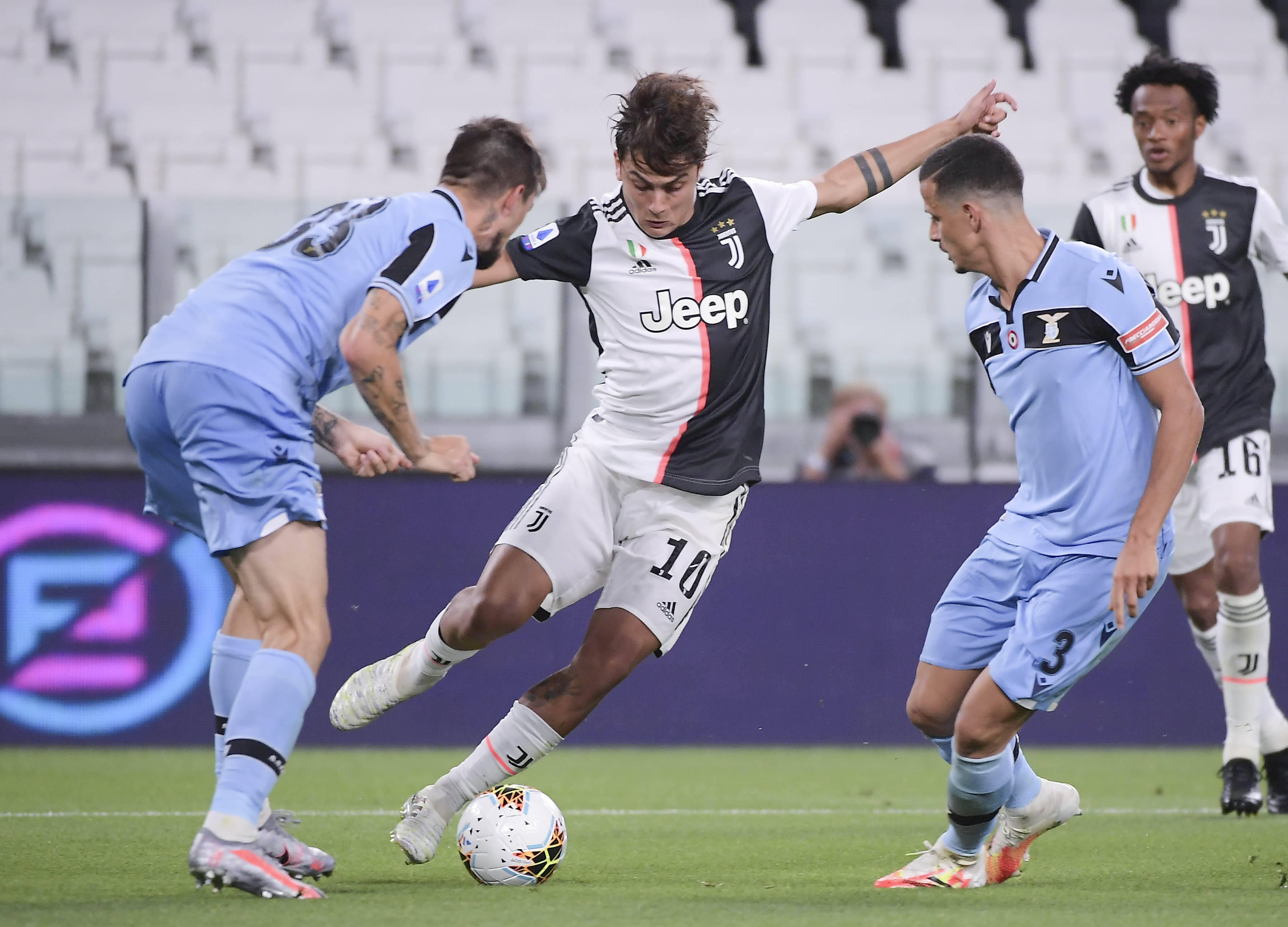 阿莱格里：普利希奇能上但福法纳不行；好奇亚沙里的运动能力（阿莱格里：普利希奇可出场，福法纳将缺席；关注亚沙里的运动能力）