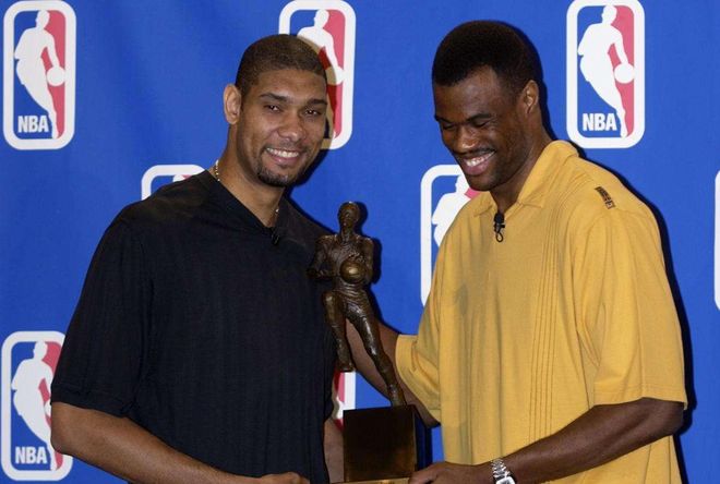 玉昆外援奥斯卡在老家开车时车辆突然起火，好在人没事（玉昆外援奥斯卡老家驾车突发起火，所幸人平安无恙）