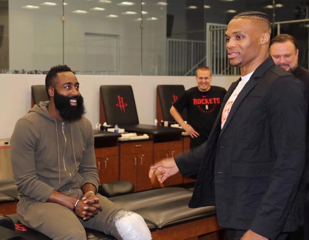 TA评蓝军战平枪手：这是马雷斯卡执教以来最“切尔西”的比赛（TA点评切尔西战平阿森纳：马雷斯卡上任后最像“切尔西”的一战）